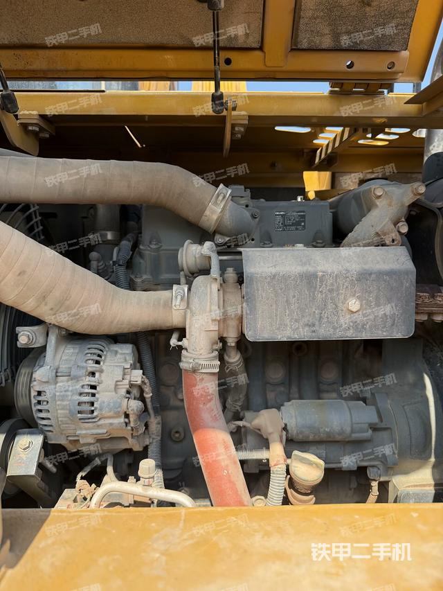 發(fā)動(dòng)機(jī)整體俯視（整機(jī)外觀）