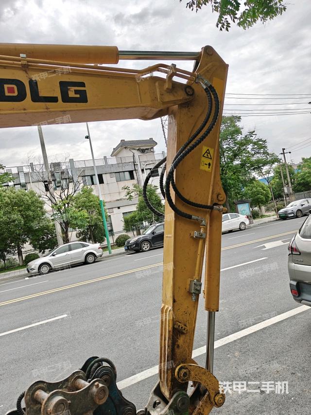 大臂根部?斜視（工作和回轉(zhuǎn)裝置）