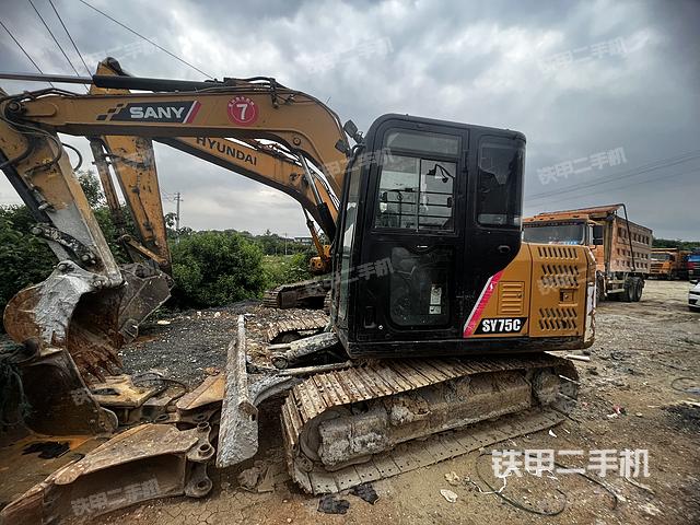 三一重工SY75C-10挖掘機(jī)