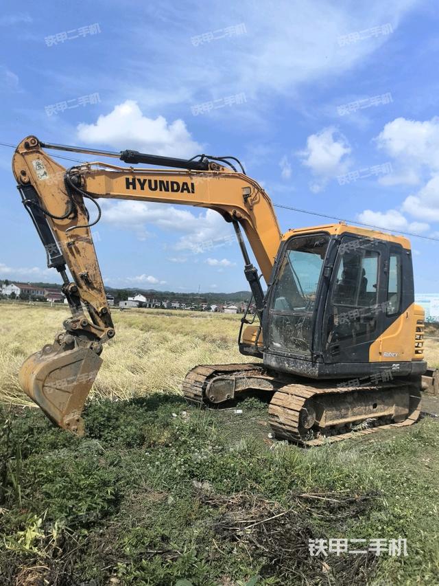 現(xiàn)代R75VSN挖掘機