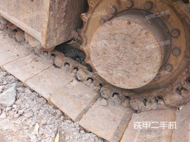 左驅(qū)動(dòng)輪(行走機(jī)構(gòu)) 左驅(qū)動(dòng)輪(行走機(jī)構(gòu))