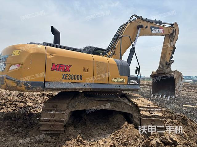 整機右后45°(整機外觀) 整機右后45°(整機外觀)