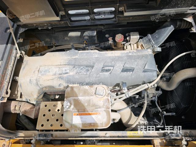 发动机整体俯视(整机外观) 发动机整体俯视(整机外观)