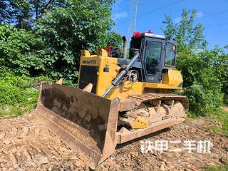 山推SD16標(biāo)準(zhǔn)型推土機(jī)實(shí)拍圖片