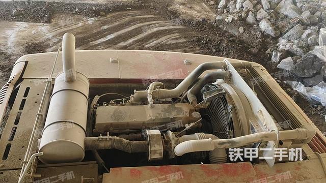 發(fā)動機整體俯視(整機外觀) 發(fā)動機整體俯視(整機外觀)
