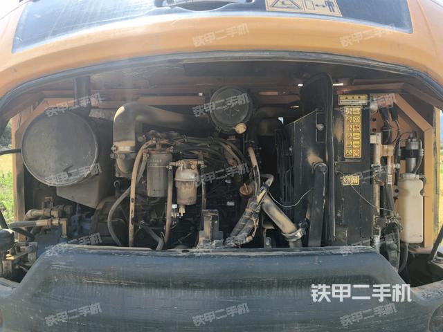 發(fā)動機(jī)室（上車部件）