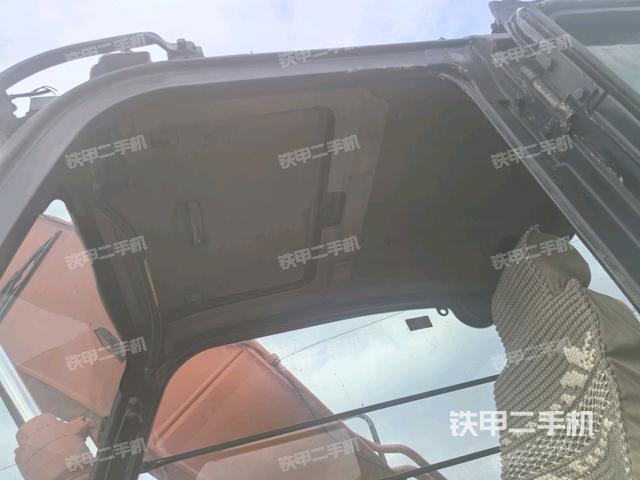 頂棚整體(駕駛室部分) 頂棚整體(駕駛室部分)