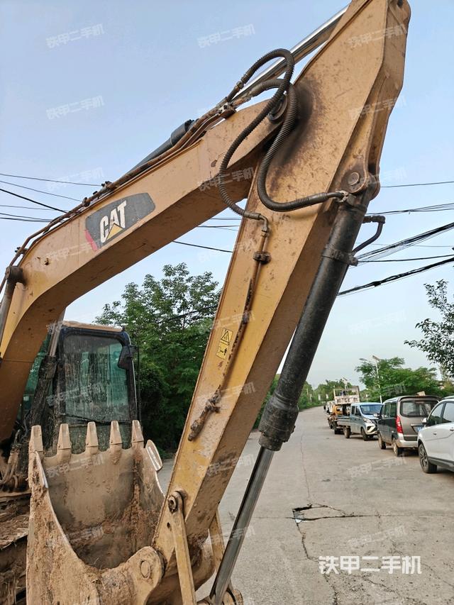 大臂整體?右側(cè)（工作和回轉(zhuǎn)裝置）