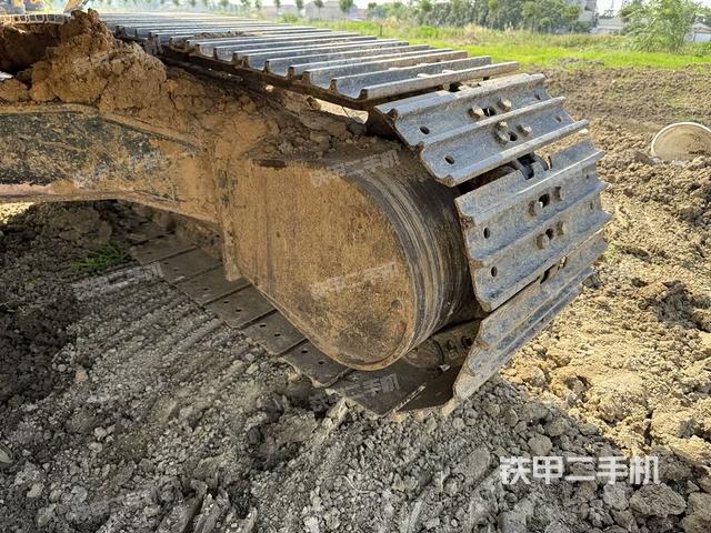 左側(cè)行走馬達蓋板(行走機構(gòu)) 左側(cè)行走馬達蓋板(行走機構(gòu))