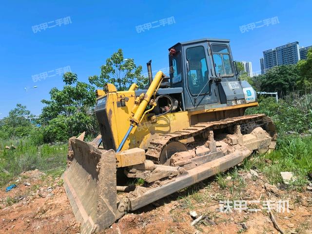 山推SD16標準型推土機
