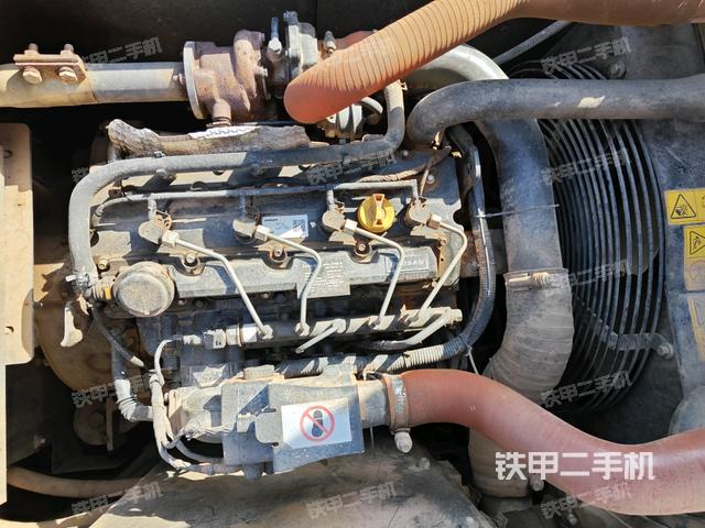 發(fā)動機室(上車部件) 發(fā)動機室(上車部件)