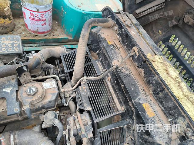 水箱+風(fēng)扇特寫(上車部件) 水箱+風(fēng)扇特寫(上車部件)