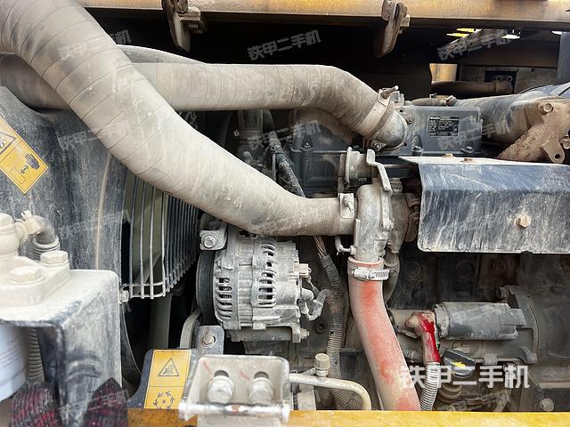 發(fā)動(dòng)機(jī)整體俯視（整機(jī)外觀）