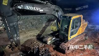 沃尔沃EC140BLC挖掘机实拍图片