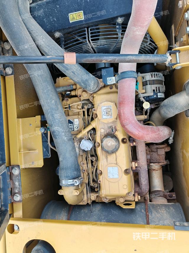 發(fā)動機(jī)室（上車部件）