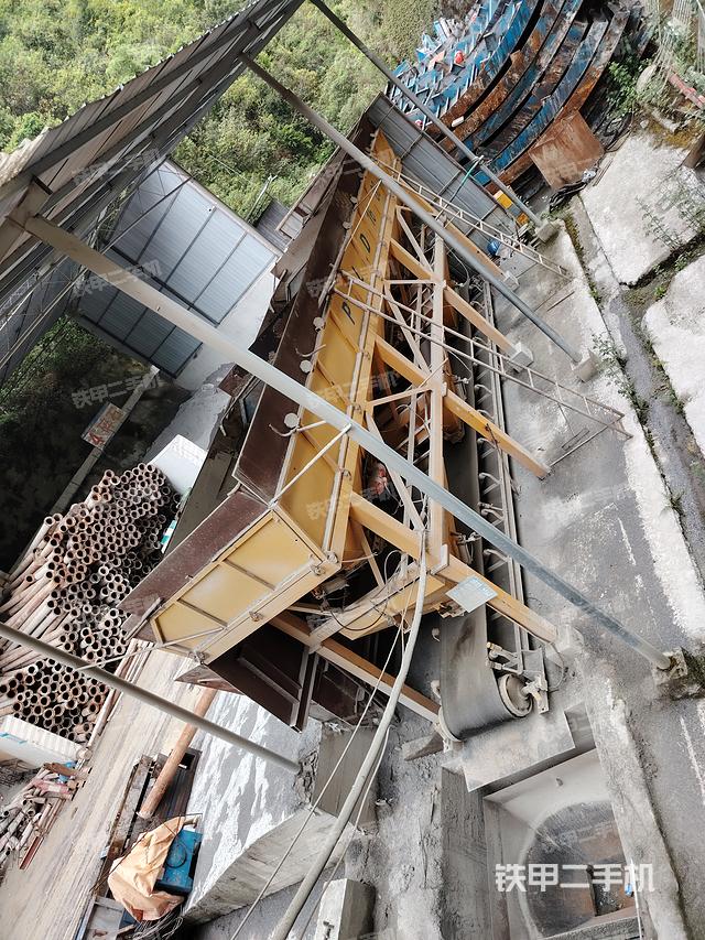 整機(jī)左側(cè)(設(shè)備外觀及核心部件) 整機(jī)左側(cè)(設(shè)備外觀及核心部件)