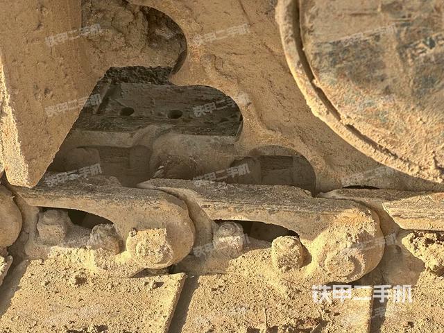 现代HX60挖掘机的设备实拍-第3张实拍照片