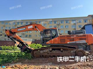 斗山DX420LC-9C挖掘机实拍图片