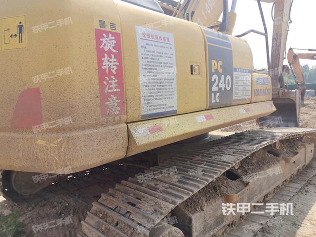 整機(jī)右后45°(整機(jī)外觀) 整機(jī)右后45°(整機(jī)外觀)