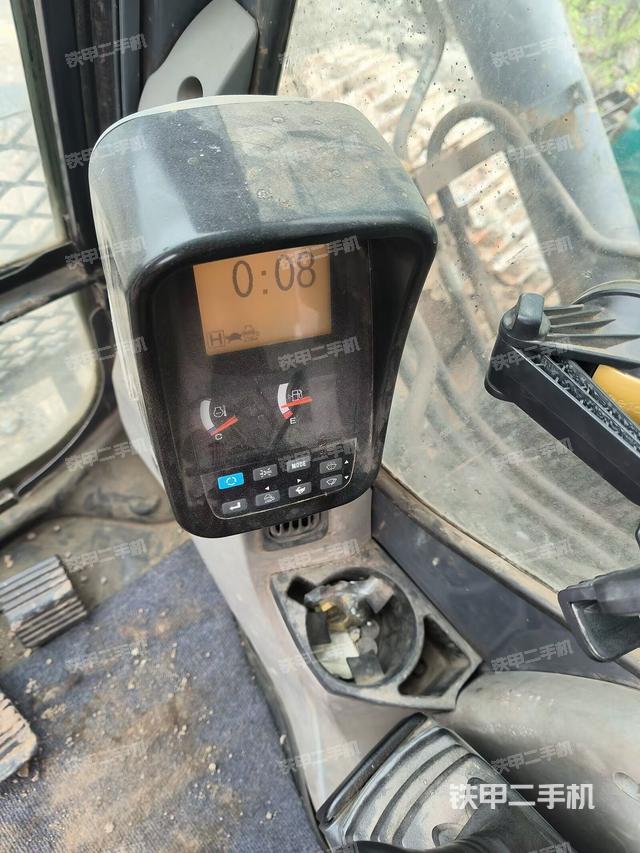 顯示屏?(駕駛室部分) 顯示屏?(駕駛室部分)