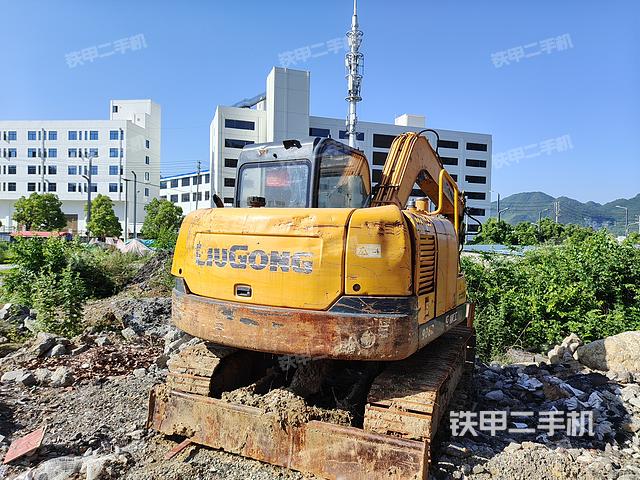 整機右后45°(整機外觀) 整機右后45°(整機外觀)