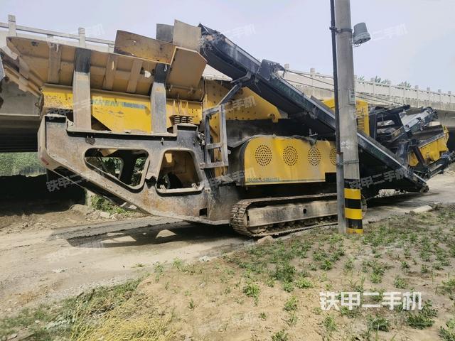 右驅動輪/右后輪(行走機構) 右驅動輪/右后輪(行走機構)