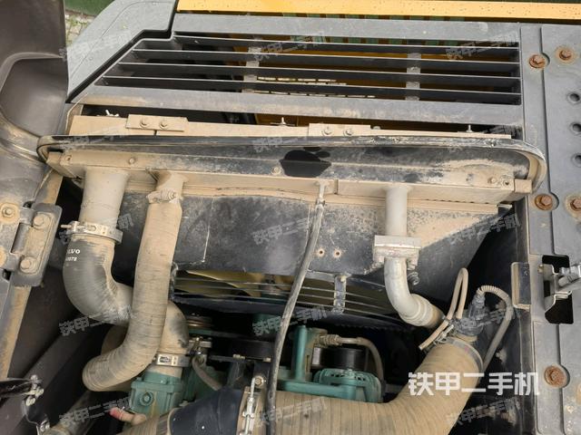 水箱+风扇特写（上车部件）