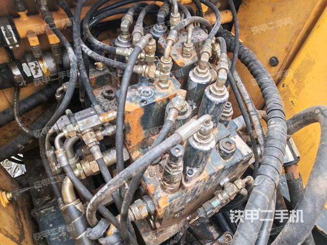分配閥(上車(chē)部件) 分配閥(上車(chē)部件)