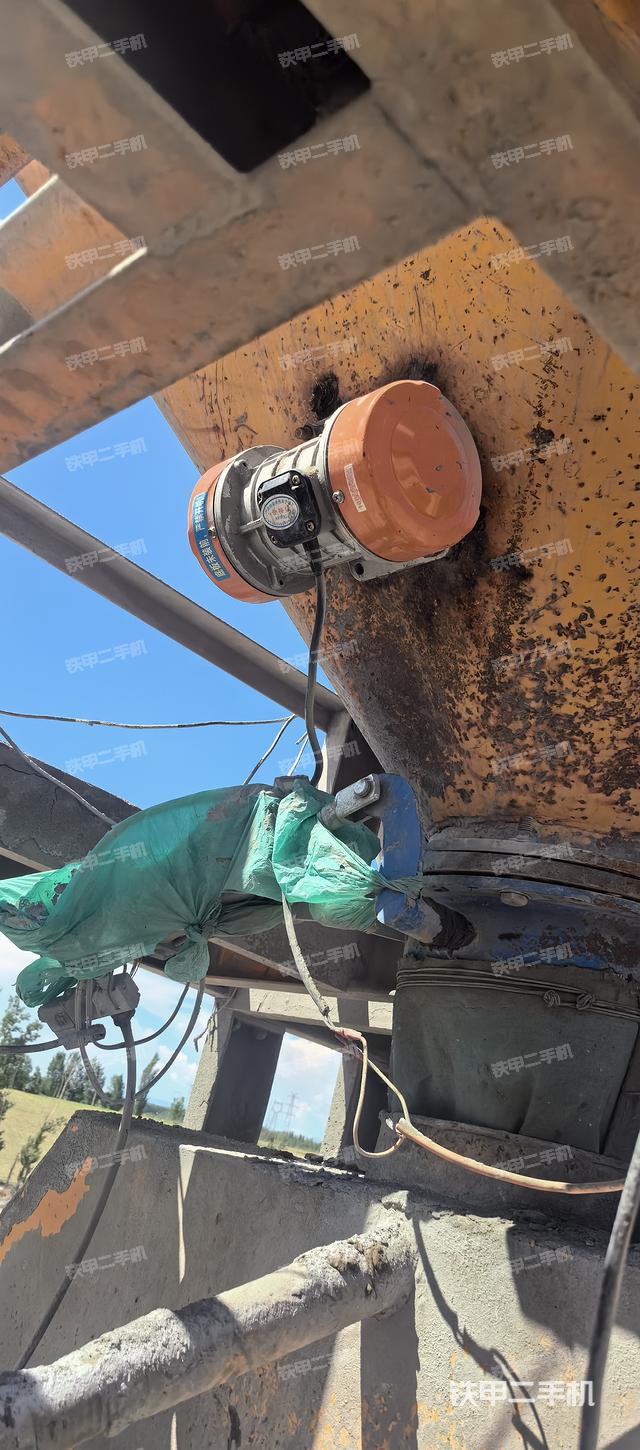 整機右側(設備外觀及核心部件) 整機右側(設備外觀及核心部件)