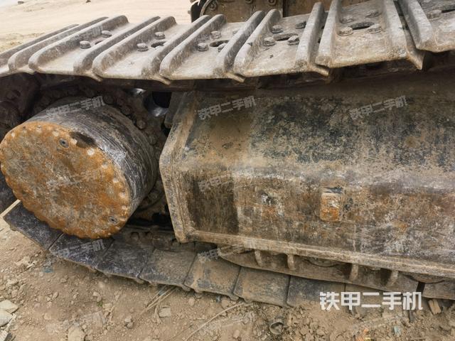 單側(cè)履帶整體（整機(jī)外觀）