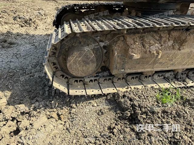 左導向輪(行走機構(gòu)) 左導向輪(行走機構(gòu))