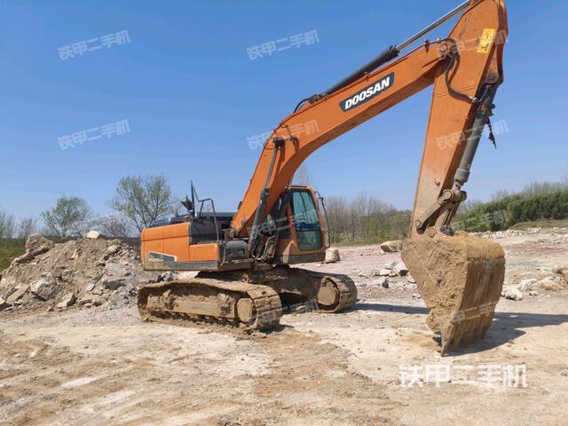 斗山DX215-9CN挖掘機