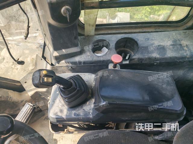 儀表盤(pán)(駕駛室部分) 儀表盤(pán)(駕駛室部分)