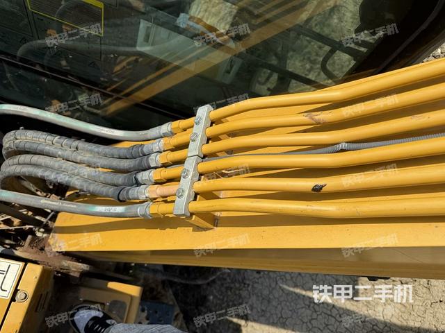 大臂根部?斜(工作和回轉(zhuǎn)裝置) 大臂根部?斜(工作和回轉(zhuǎn)裝置)