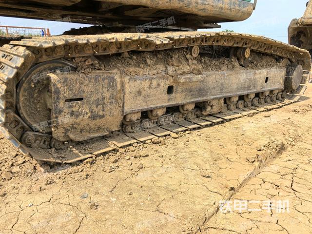 左側履帶整體?（行走機構）