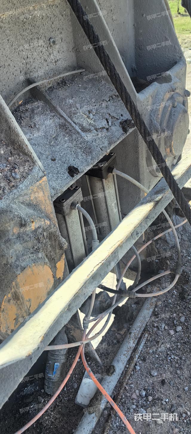 發(fā)動機(設備外觀及核心部件) 發(fā)動機(設備外觀及核心部件)