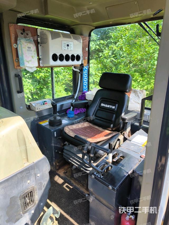 小時表(推土機駕駛室) 小時表(推土機駕駛室)