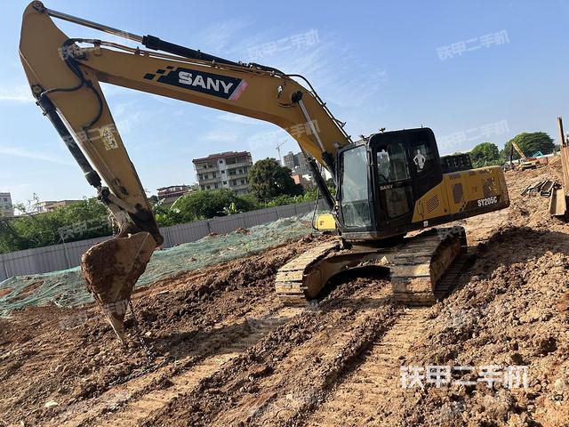 三一重工SY205C挖掘機(jī)