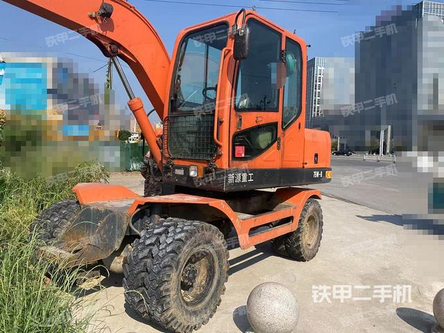 新源XYC75W-9挖掘機(jī)