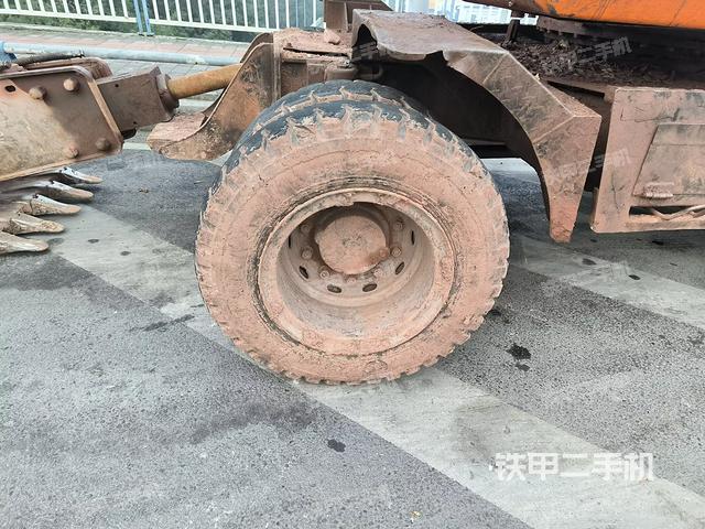 左驅動輪(行走機構) 左驅動輪(行走機構)