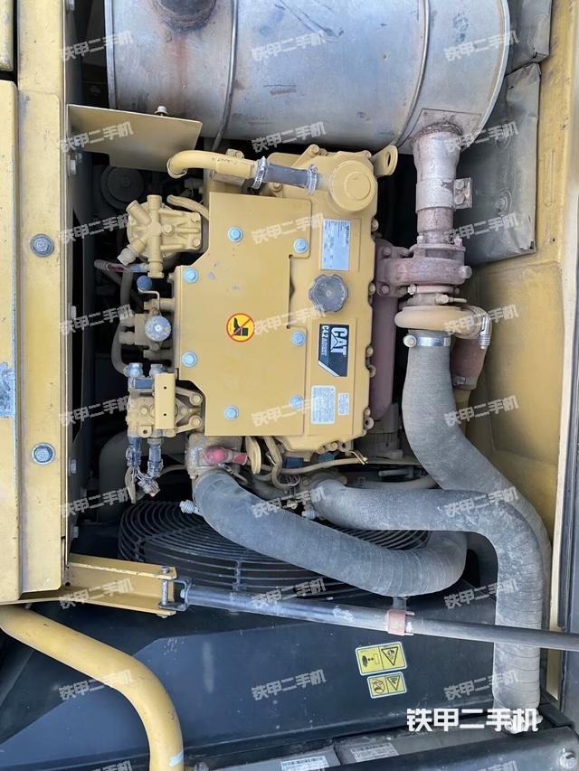 發(fā)動機整體俯視(整機外觀) 發(fā)動機整體俯視(整機外觀)