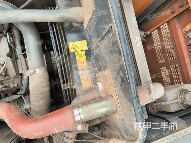 水箱+風扇特寫(上車部件) 水箱+風扇特寫(上車部件)