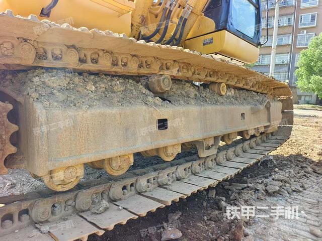 單側(cè)履帶整體（整機外觀）