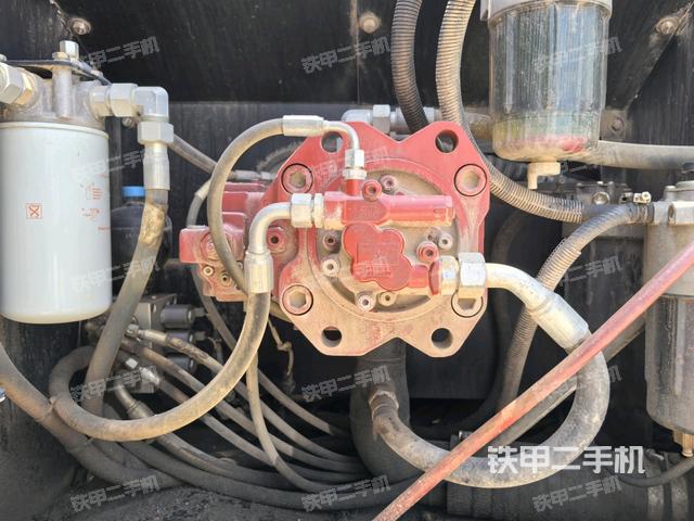 液壓泵室(大件艙室) 液壓泵室(大件艙室)