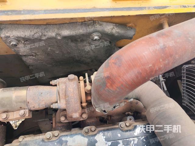 增壓器特寫(xiě)(上車(chē)部件) 增壓器特寫(xiě)(上車(chē)部件)