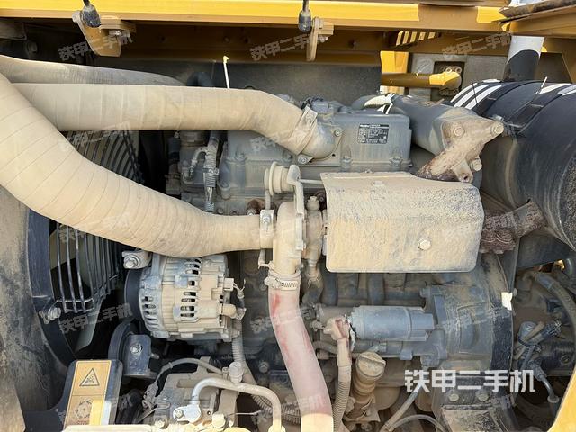 發(fā)動機室(上車部件) 發(fā)動機室(上車部件)