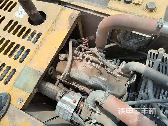 氣門室蓋螺絲特寫(上車部件) 氣門室蓋螺絲特寫(上車部件)