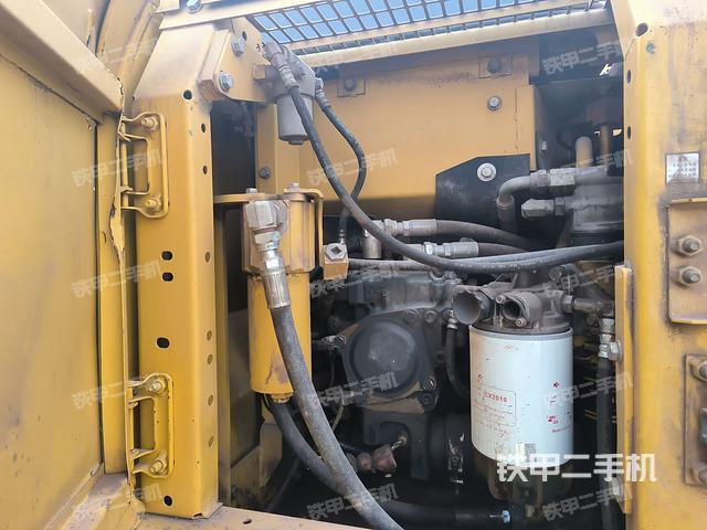 液压泵斜45 左(大件舱室) 液压泵斜45 左(大件舱室)