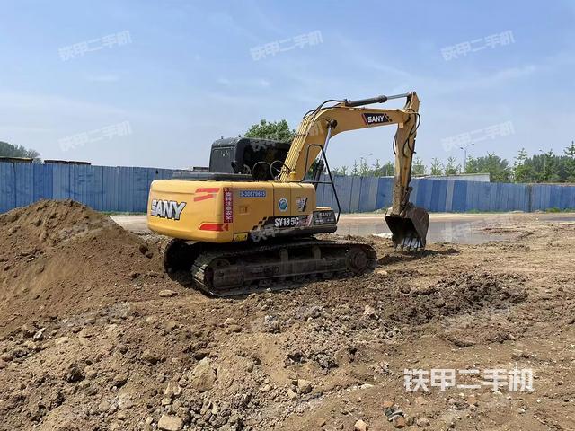 整機(jī)右后45°(整機(jī)外觀) 整機(jī)右后45°(整機(jī)外觀)