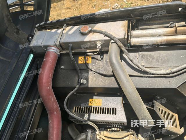 水箱+風(fēng)扇特寫(上車部件) 水箱+風(fēng)扇特寫(上車部件)